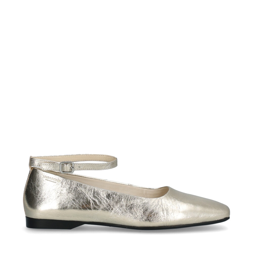 Delia Ballerina